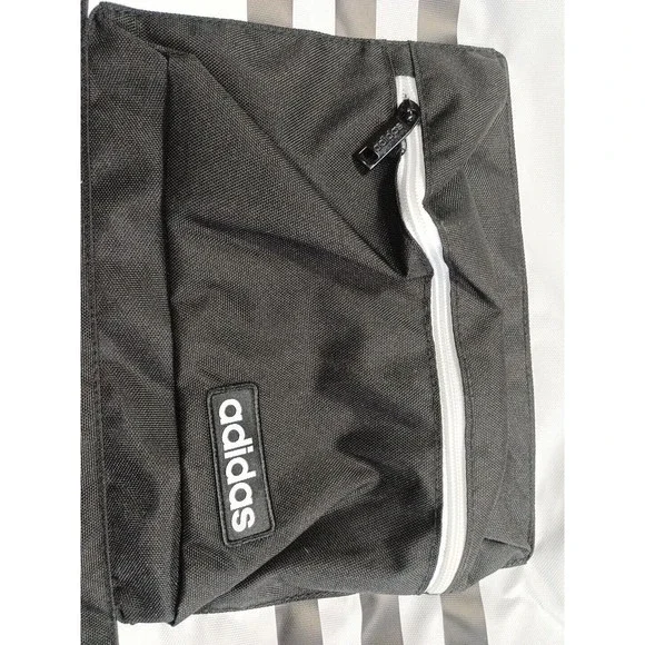 Adidas "Sack Pack" White Black - 18 X 14  Media Safe Lined Pocket New - Picture 4 of 9